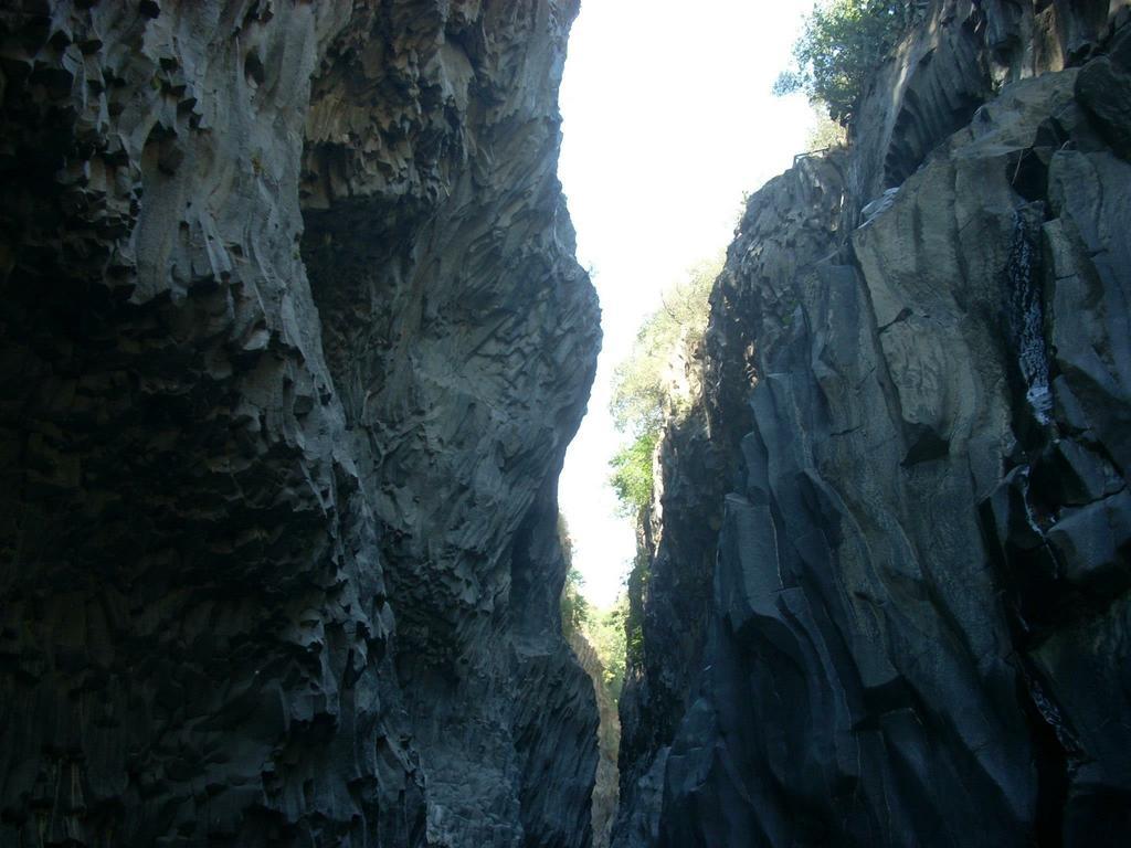 Affittacamere Bellavista Castiglione De Sicilia Bagian luar foto