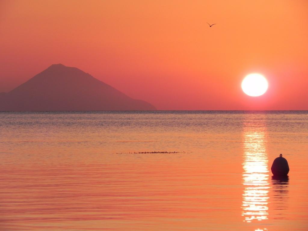Affittacamere Bellavista Castiglione De Sicilia Bagian luar foto